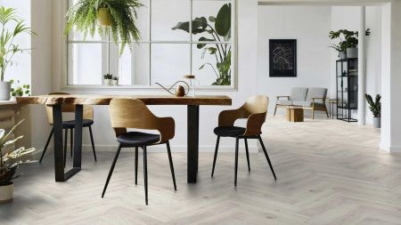 Ламінат Kaindl Natural Touch 8 Herringbone Oak Alnwick 32744 фото в інтернет-магазині 1Floor
